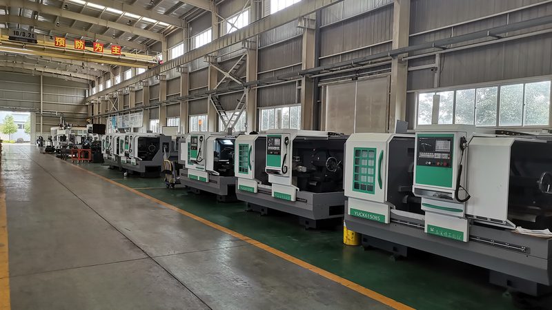 龙门加工中心在重型零件加工中的关键作用与挑战